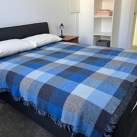 Sunny Apartment In Central Karori ويلينغتون المظهر الخارجي الصورة